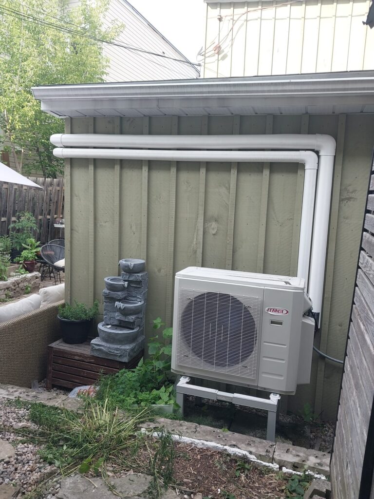 Lennox outdoor unit with neatly routed exterior line covers