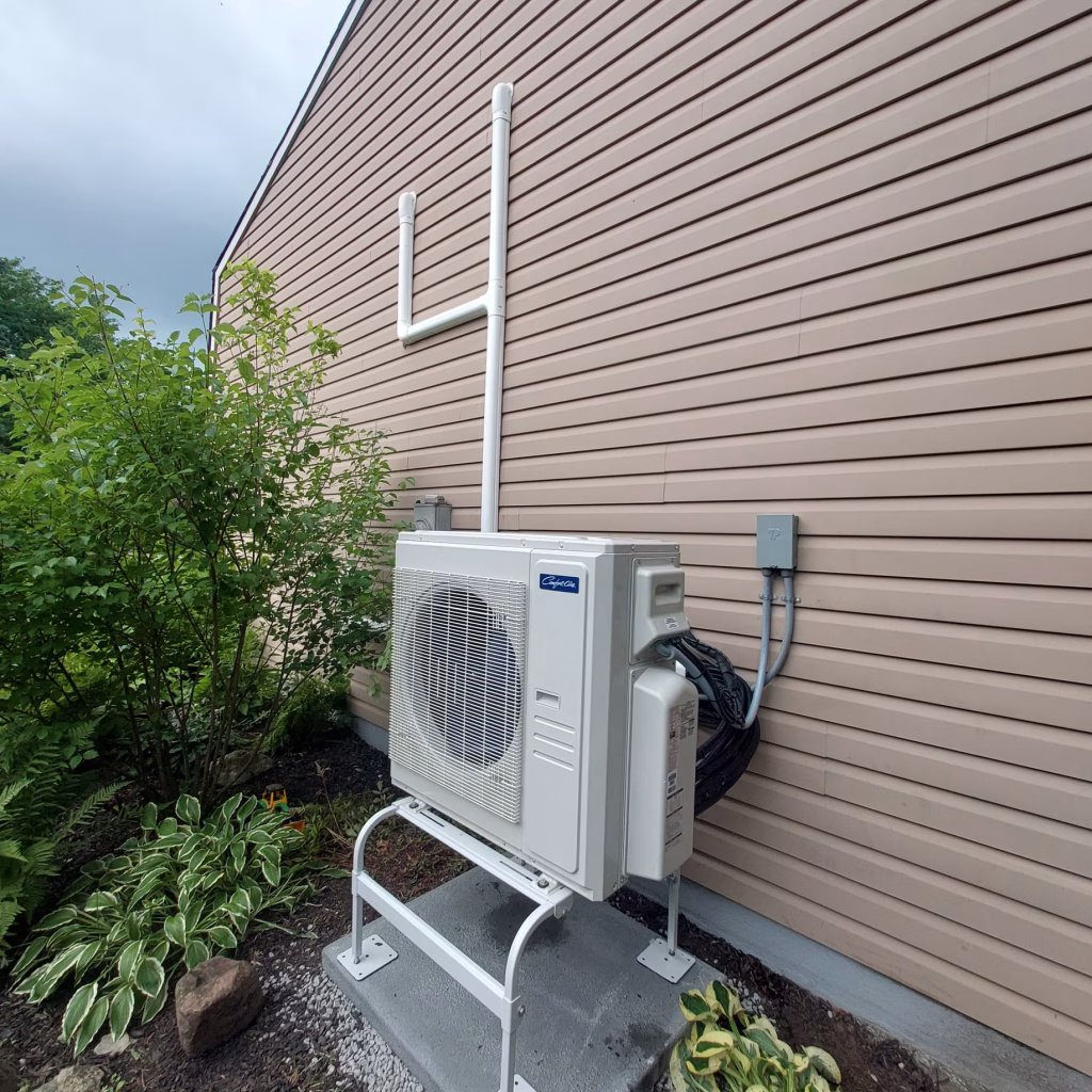 Comfortaire Ductless Heat Pump installed in Manotick - AirZone HVAC Services Comfortaire ductless mini split heat pump system installed in Manotick, Ontario by AirZone HVAC Services (summer 2025).